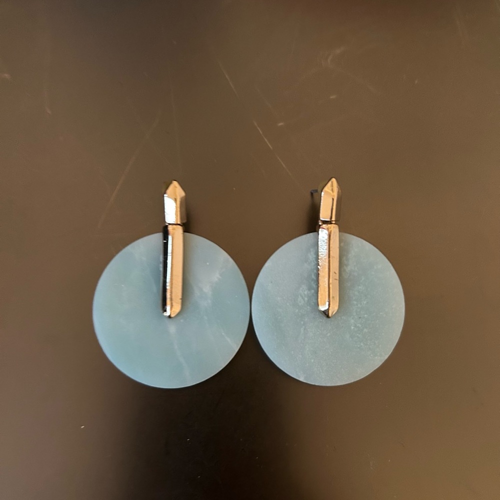 Green and gold round earrings